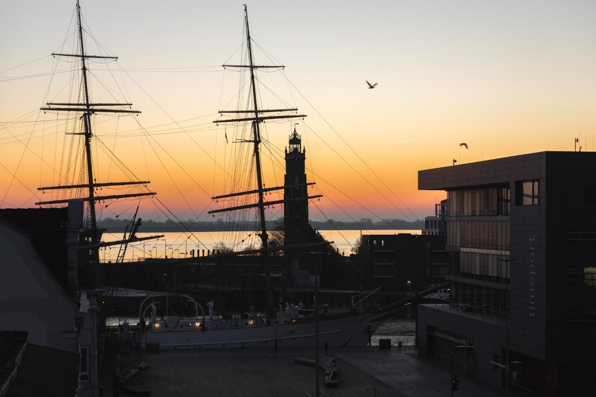 Koje Neun I Apartment Im Zentrum Mit Hafenblick Bremerhaven Exteriör bild